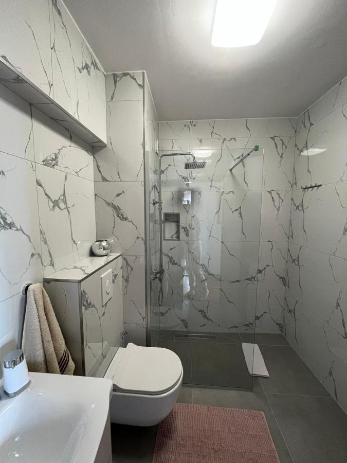 מאקרסקה Apartman King מראה חיצוני תמונה